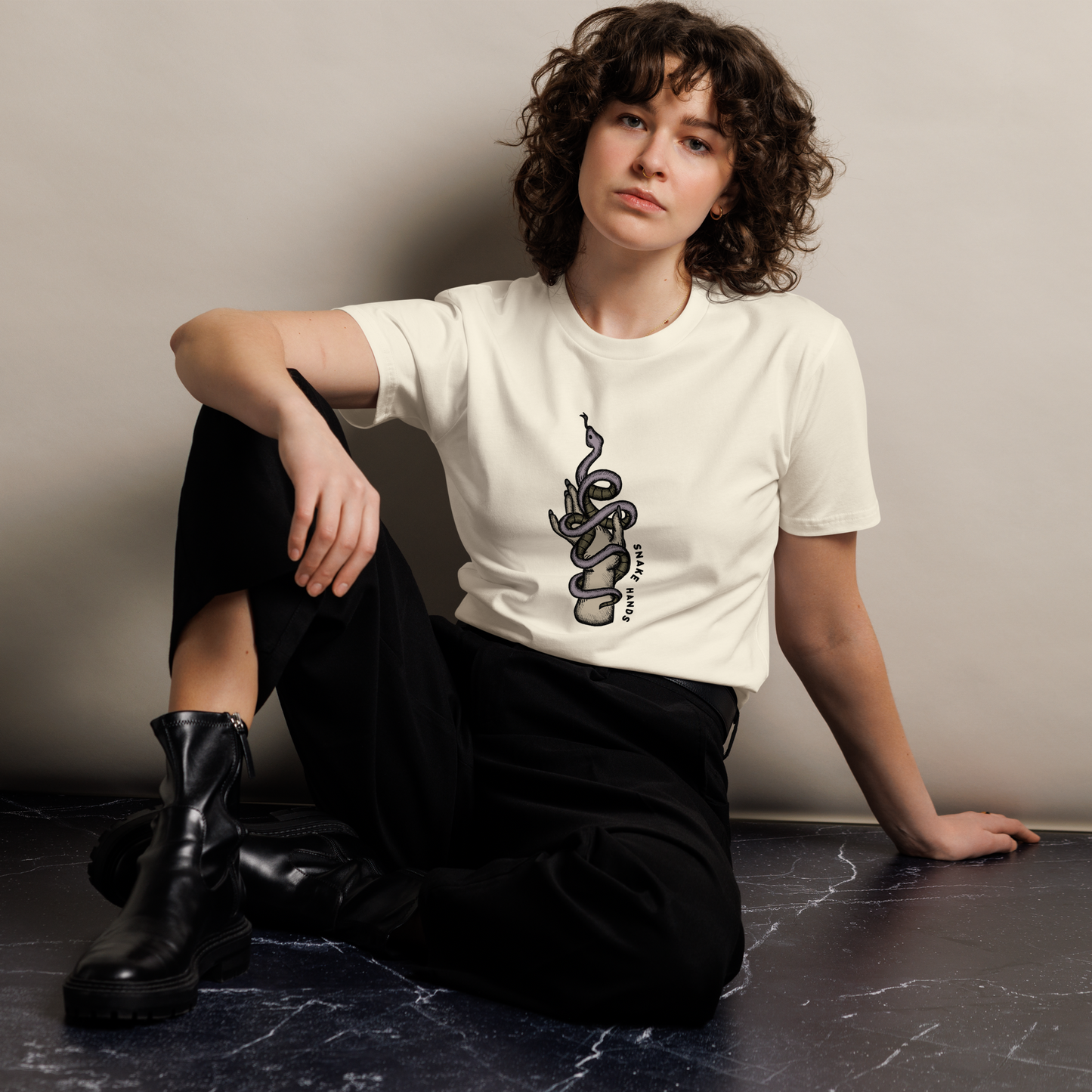 Snake Hands Premium t-shirt